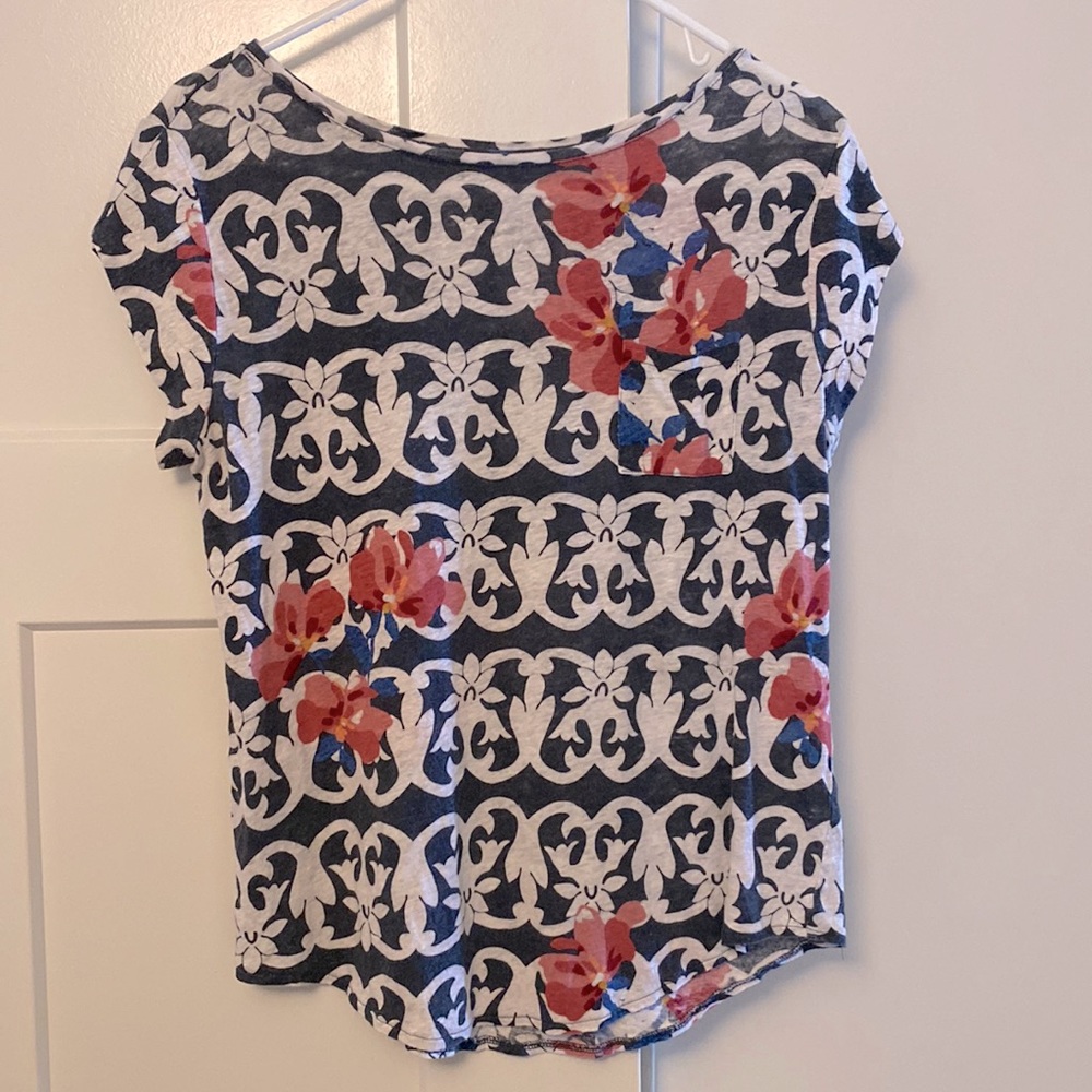 Ann Taylor Loft print shirt size M
